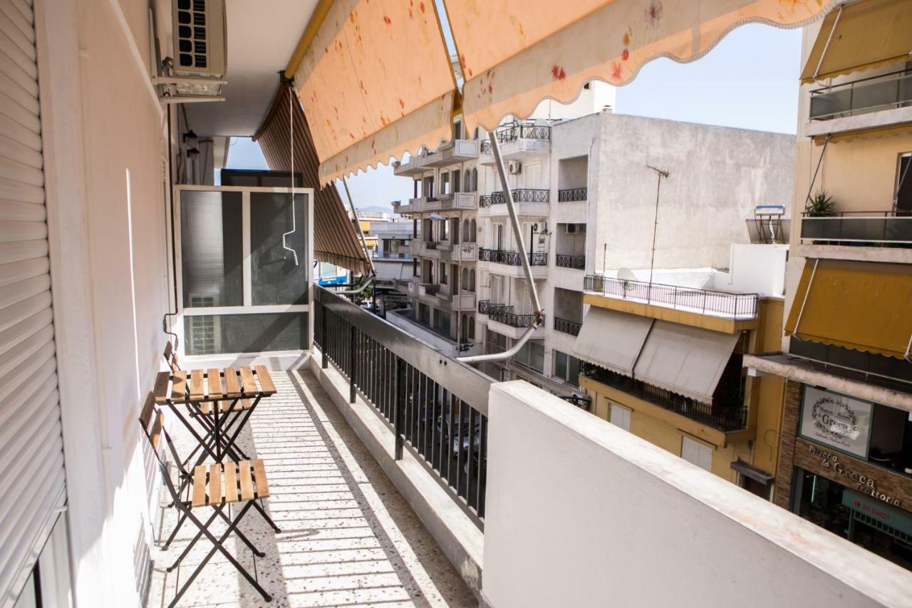 Best House, Anakreontos, Perivolaki, Nikaia, P... Piraeus Bagian luar foto